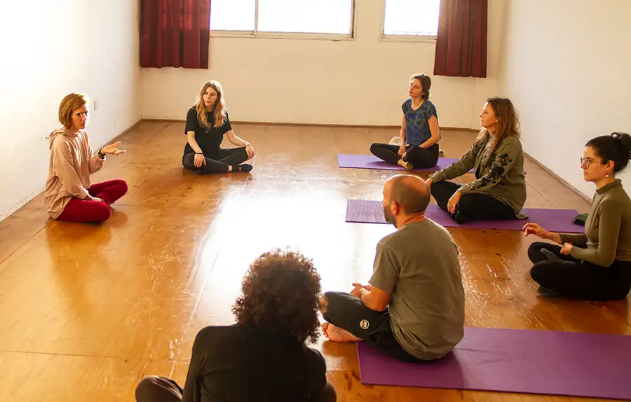 Luciana Díaz en práctica de Feldenkrais